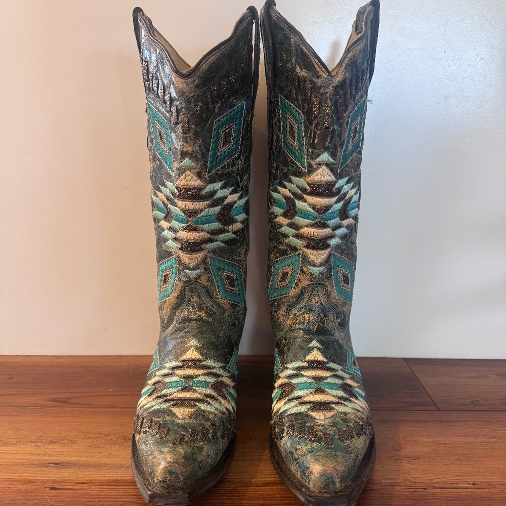 Corral Aztec Embroidered Boots
